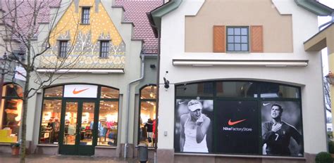 nike air sportschuhe erlangen|Nike Factory Store Herzogenaurach. HERZOGENAURACH, .